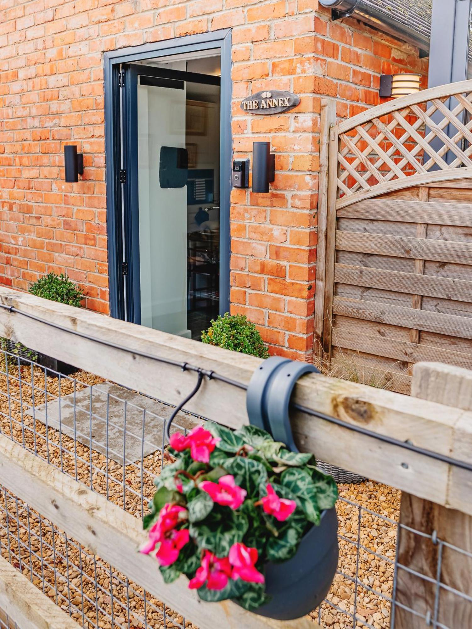 With Hot Tub - Near And Tewkesbury * Cheltenham